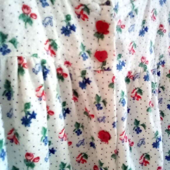 Womens Lanz Of Salzburg  Cottagecore flannel nightgown Heart Buttons Size S - Picture 7 of 16